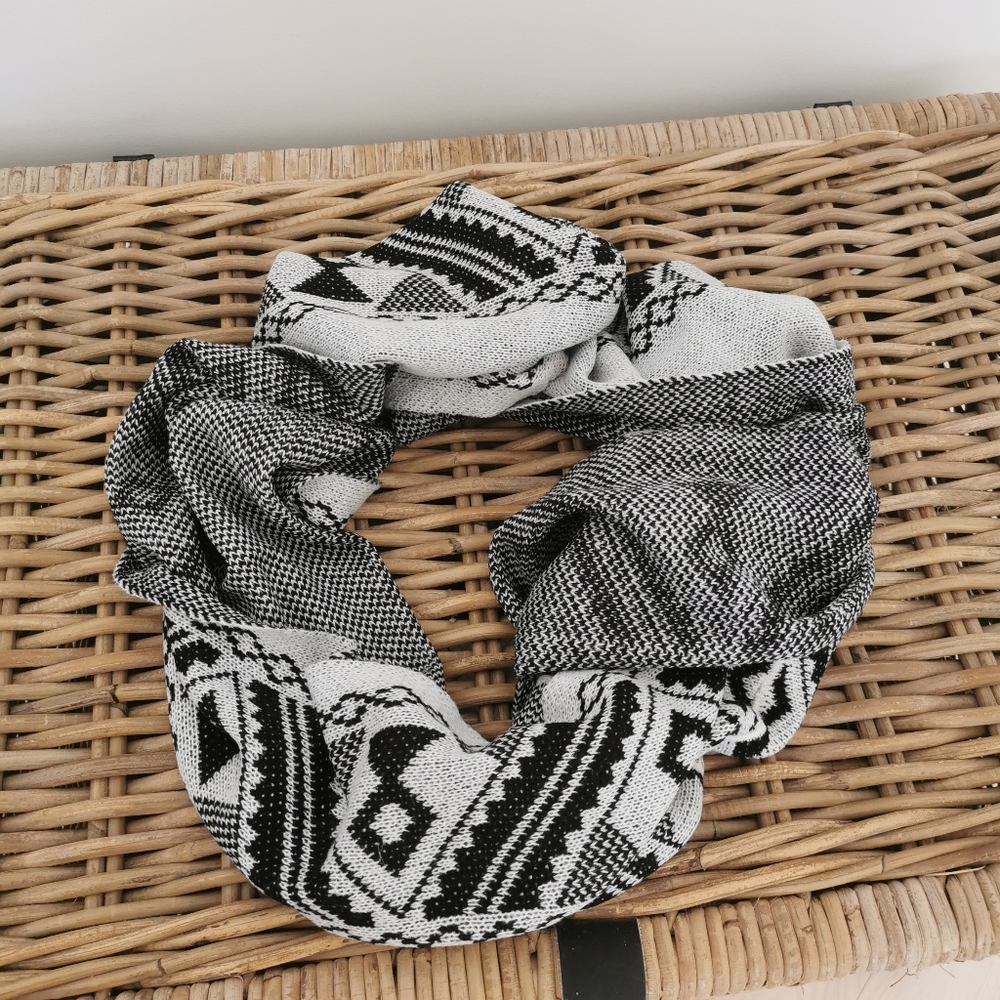 Spun Dcarves by Subtle luxury
